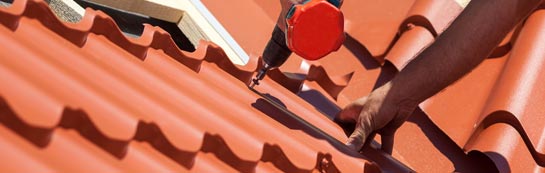 save on Three Oaks roof installation costs